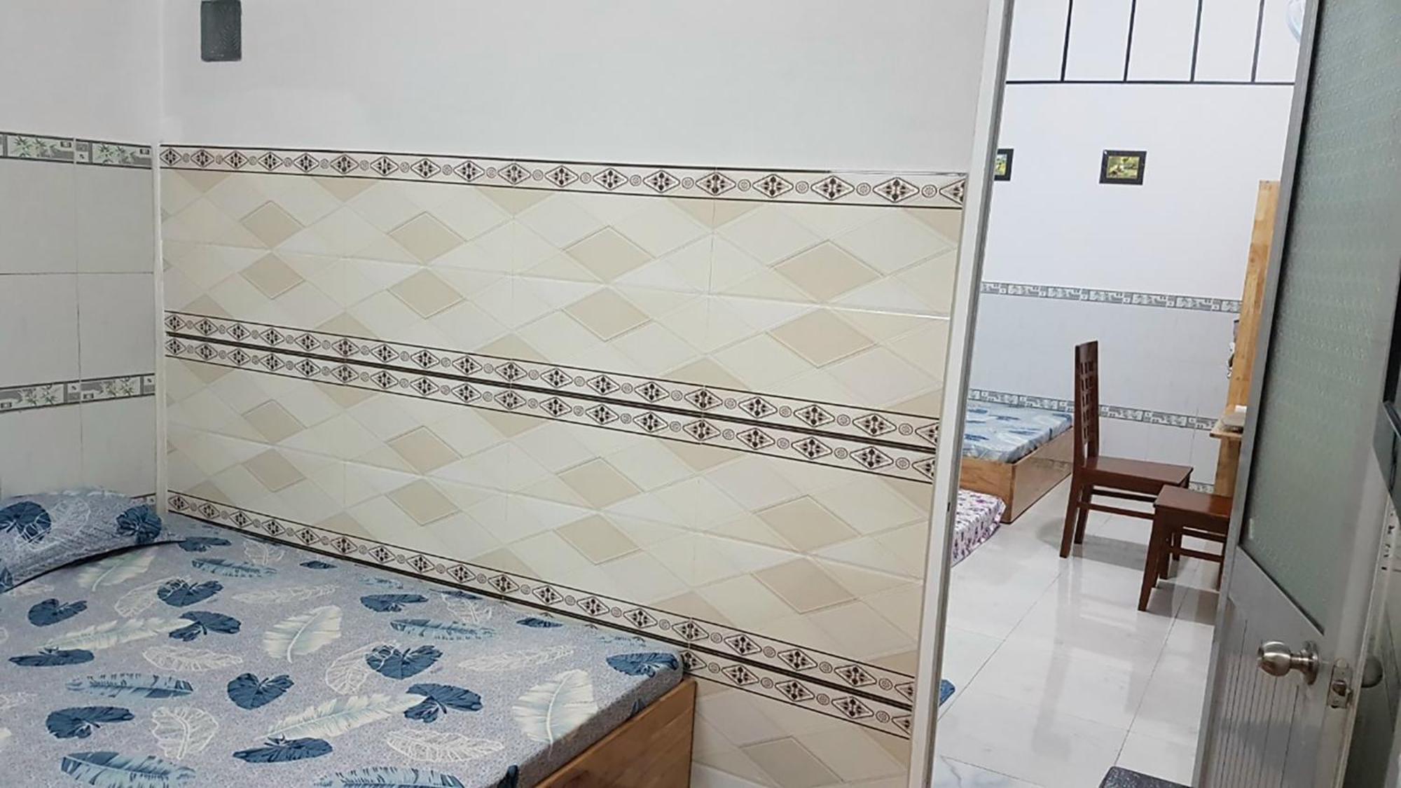 Hoa Lan Motel & Homestay Giong Tu Dien Экстерьер фото