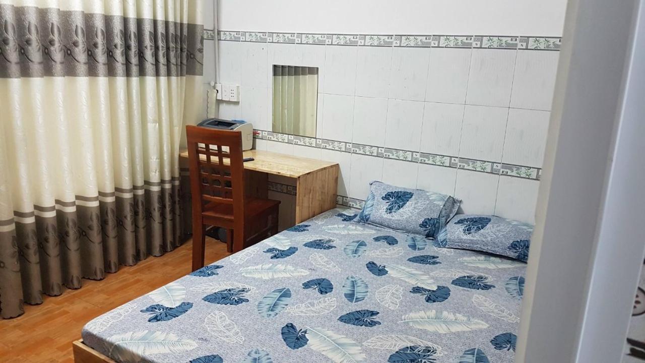 Hoa Lan Motel & Homestay Giong Tu Dien Экстерьер фото